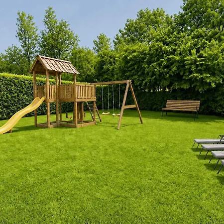 Holiday home Bosanemoon - & Sauna - Omheinde Tuin - Te *