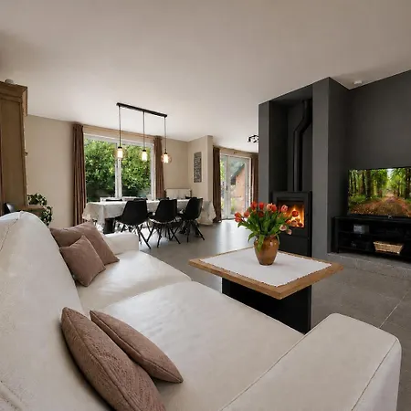Holiday home Bosanemoon - & Sauna - Omheinde Tuin - Te *